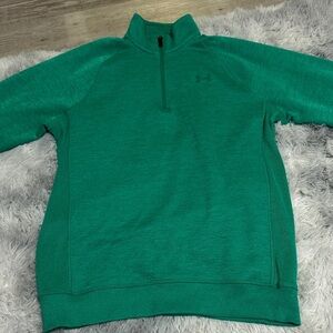 Under Armour Men's green quarter zip